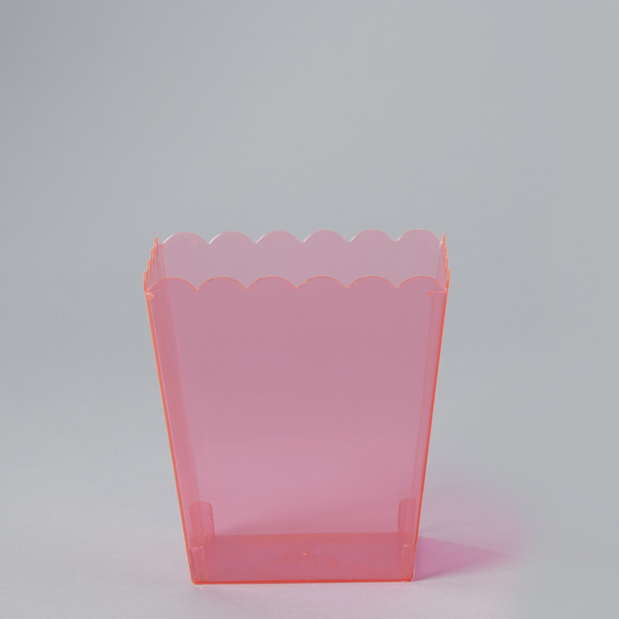 Plastic Scalloped Container 6" - Pink