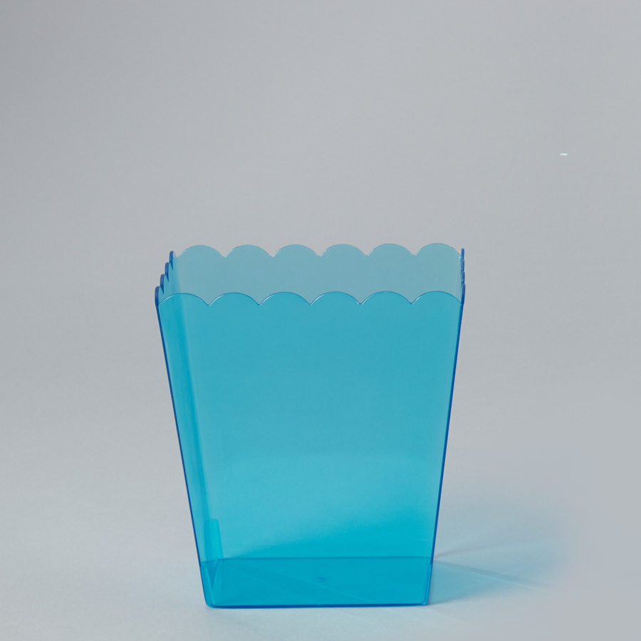 Plastic Scalloped Container 6" - Turquoise